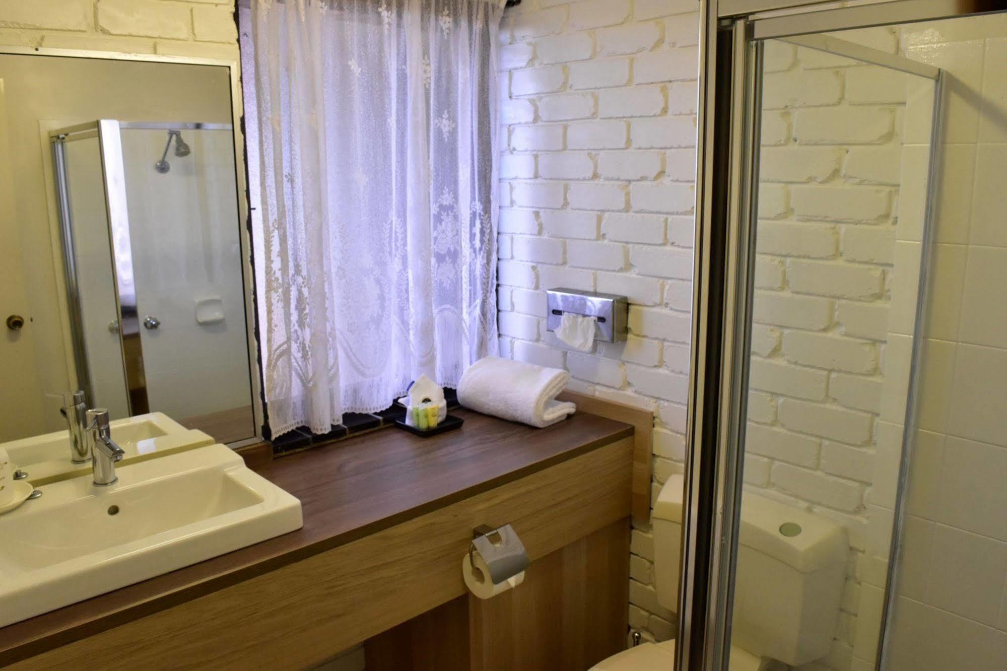 The Black Bull Motel Traralgon